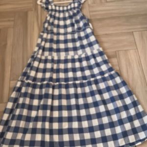 Old Navy gingham print sundress, size Medium